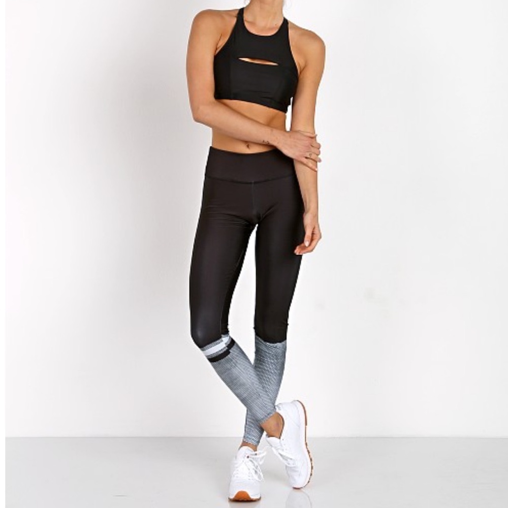 Onzie Graphic Legging Hex